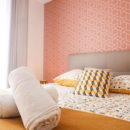 Apartament 3 Lys Orleans Downtown, Free Secure Parking Zewnętrze zdjęcie